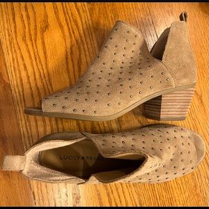 EUC Lucky Brand Studded Booties, Tan
